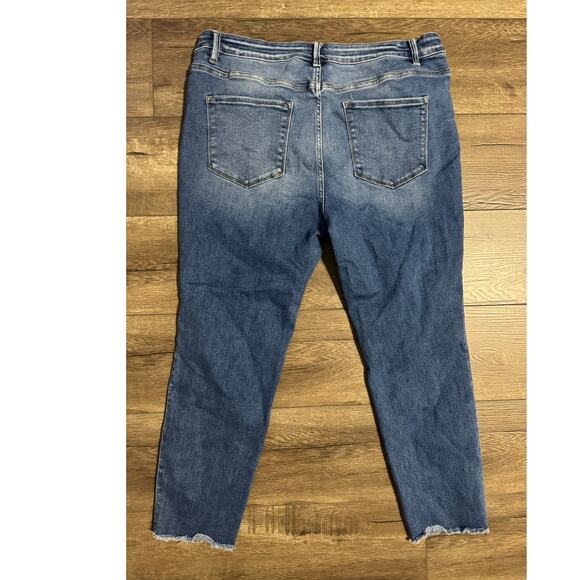 Vervet Wolf N Crane Plus Mid Rise Raw Hem Crop Skinny Jeans‎ Size 18 - Picture 5 of 8